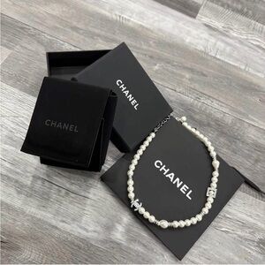 CHANEL White Pearl Necklace with Silver Details